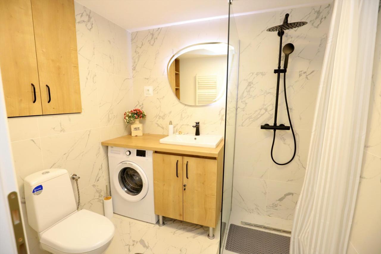 Apartament Central "Casa D'Alba" Alba Iulia Exteriör bild