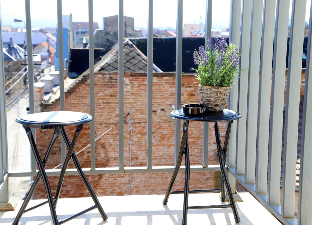 Apartament Central "Casa D'Alba" Alba Iulia Exteriör bild